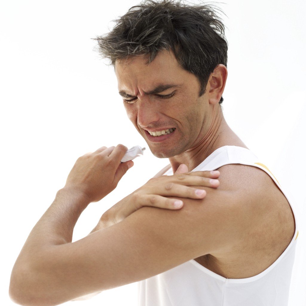 Болит рука от плеча до локтя | Артромедцентр